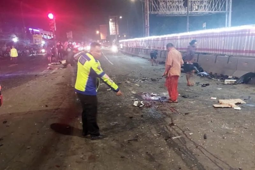 Diduga Truk Alami Rem Blong, Kecelakaan Maut Exit Tol Bawen