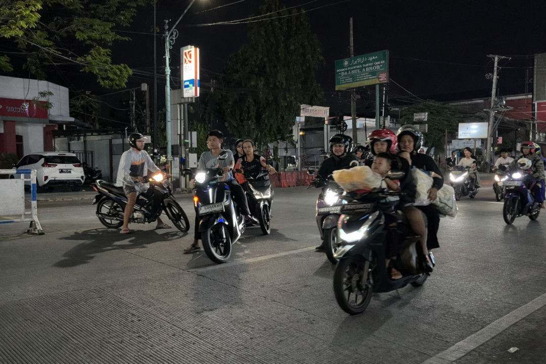 H-7 Lebaran, Pemudik Sepeda Motor Mulai Padati Jalur Pantura Brebes