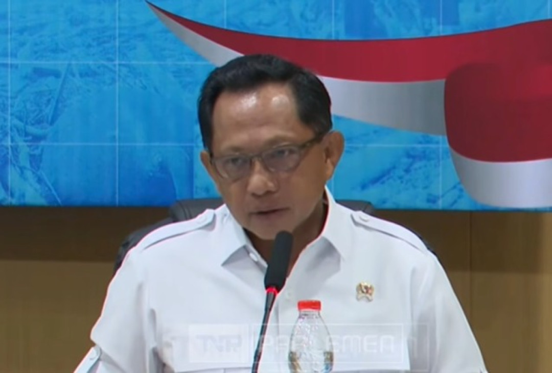 Mendagri: Kayu Banjir Hanya untuk Warga, Bukan Komersial