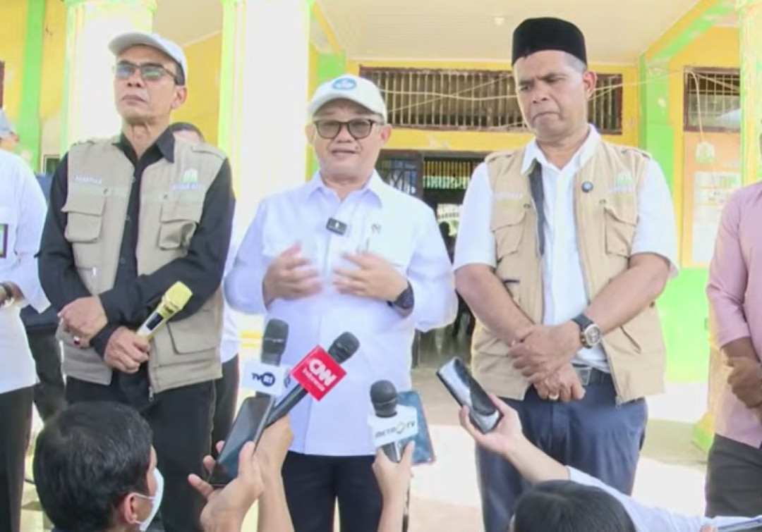 Pemerintah Berikan Bantuan untuk Guru Korban Bencana Sumatra