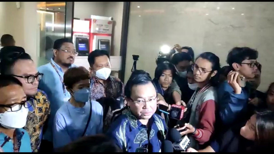 Hampir 12 Jam Diperiksa, Pengacara : Putri Candrawathi Dicecar 23 Pertanyaan