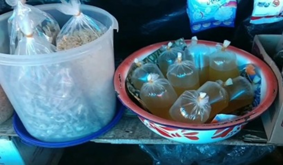 Minyak Goreng Curah Langka di Agam, Harga Capai Rp22 Ribu/Kg