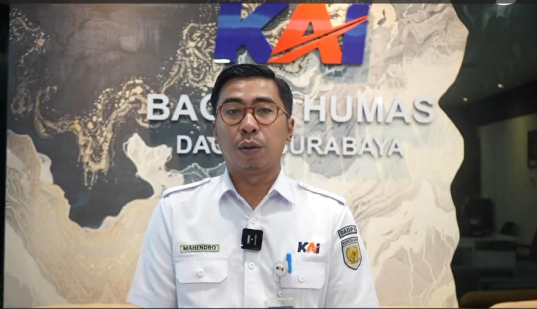 Jalur Tergenang, Sejumlah KA di Daop 8 Surabaya Sempat Dialihkan dan Terlambat
