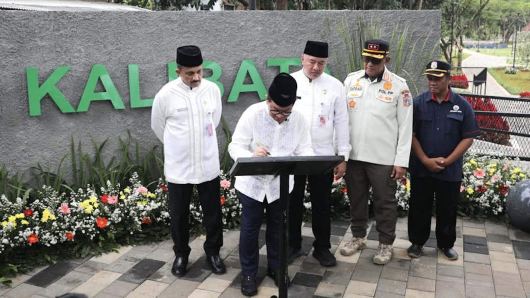Tambah Ruang Hijau Jakarta, Pramono Anung Resmikan RTH Kampung Kalibata