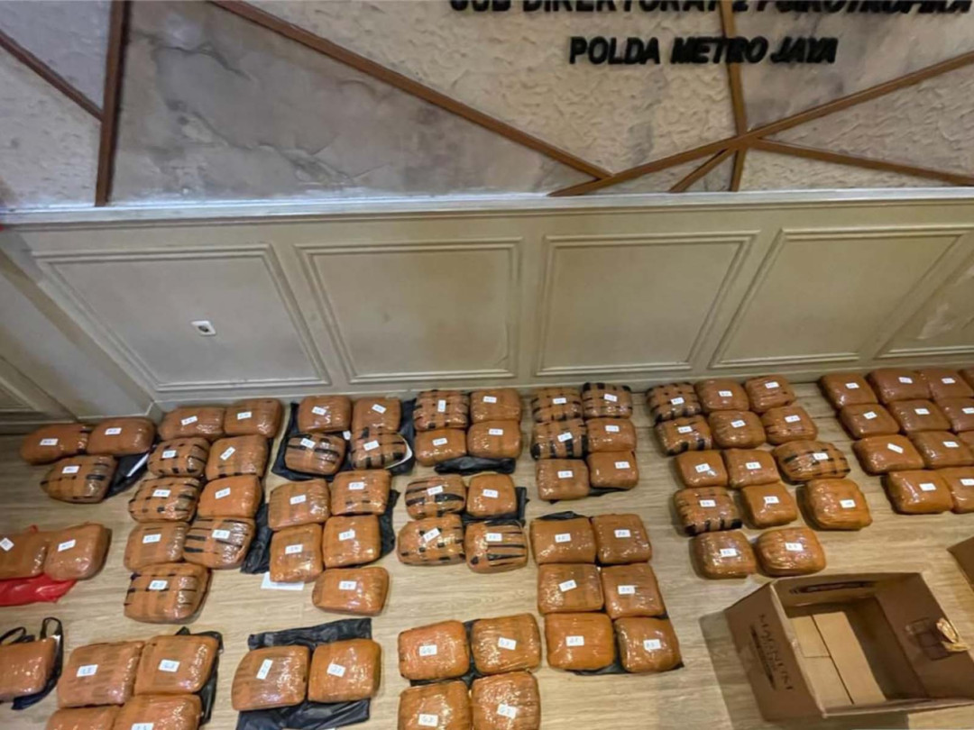 Polda Metro Ungkap Peredaran Ganja Puluhan Kilogram di Bekasi