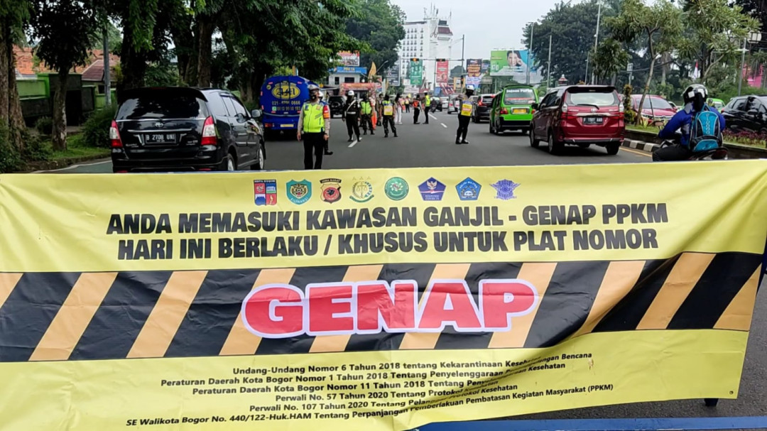 Ganjil Genap, 5.814 Kendaraan Roda Empat dan Roda Dua Diputar Balik Petugas