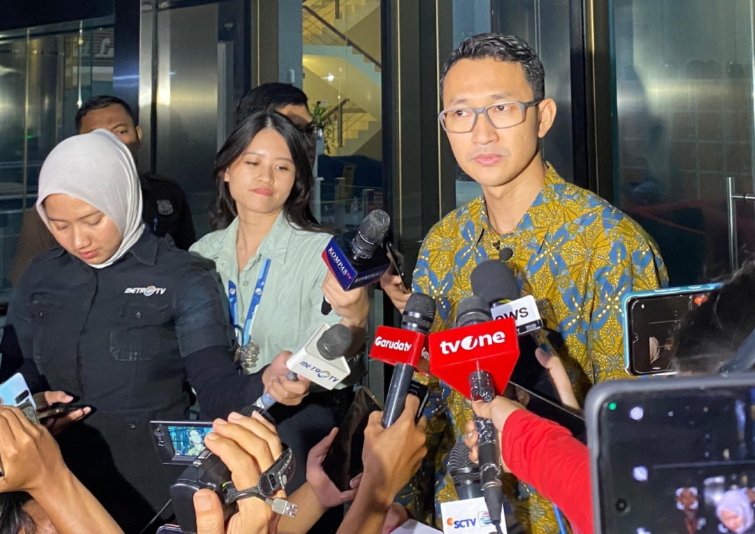 OTT Pejabat Riau: Nasib Gubernur AW Ditentukan Hari Ini