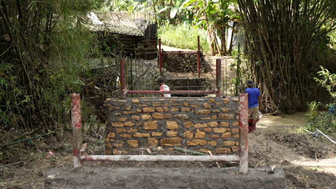 Lebih dari Sekadar Beton: Harapan Baru Warga Pilangrejo Lewat Jembatan Garuda