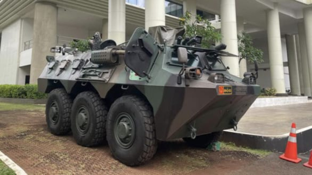 Panser Anoa Terparkir di Kejagung, Ada Apa?