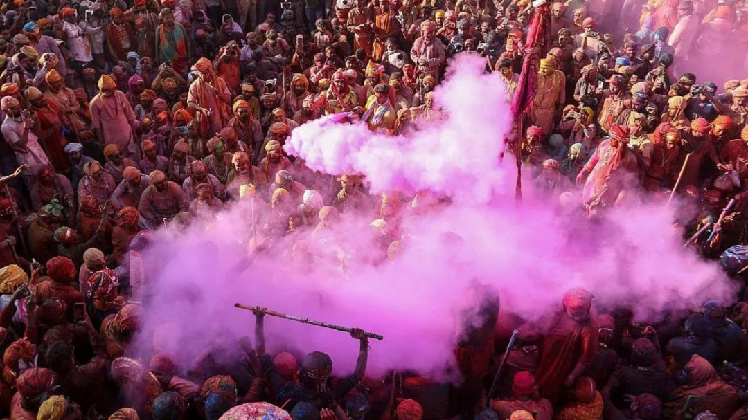 Jutaan Warga Dunia Rayakan Festival Holi