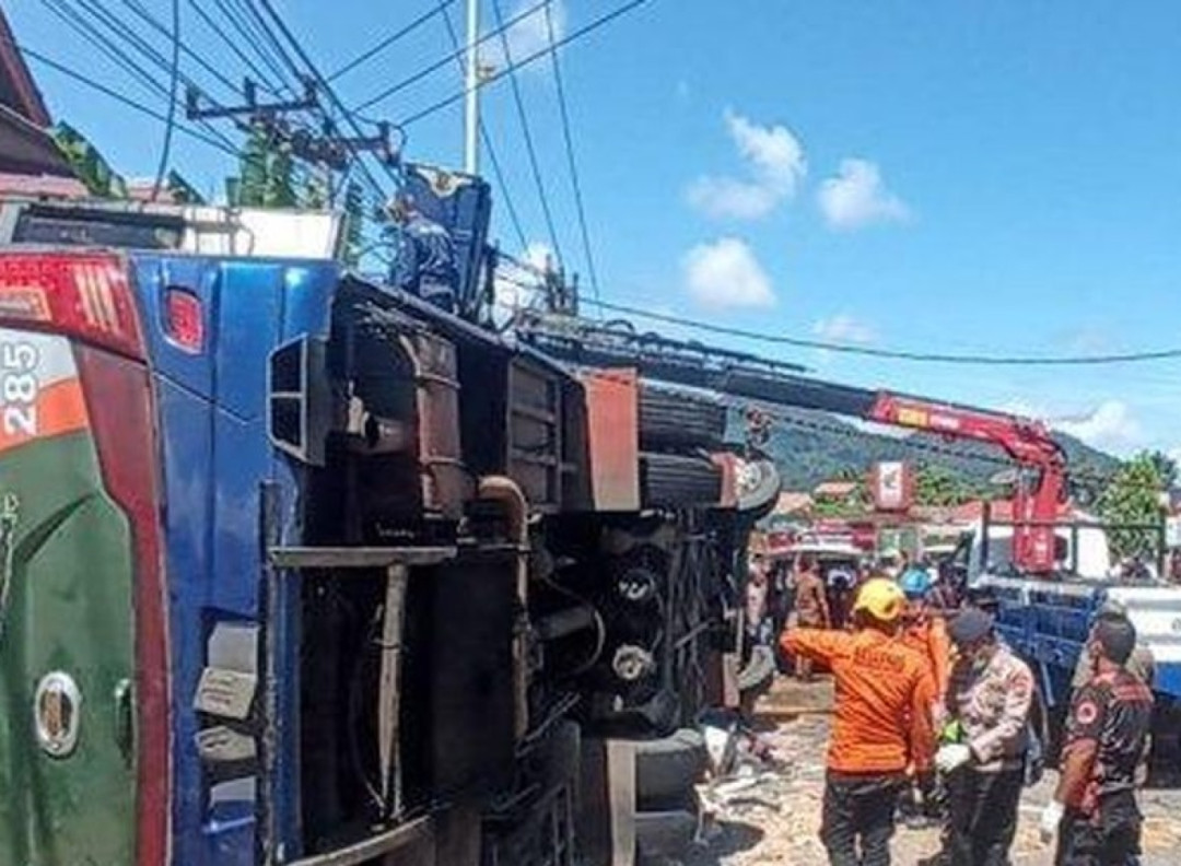 Bus ALS Terguling, 11 Di Laporkan Meninggal 
