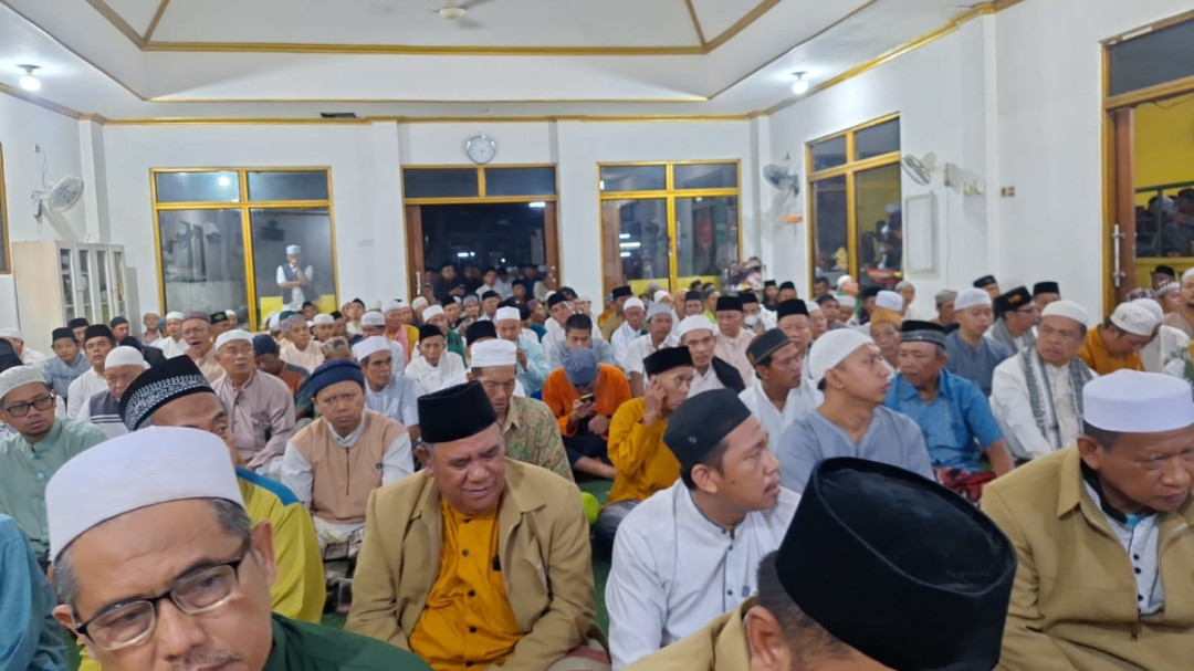 Sholat Subuh Gabungan, Ulama Ajak Warga Jaga Kampung Kite