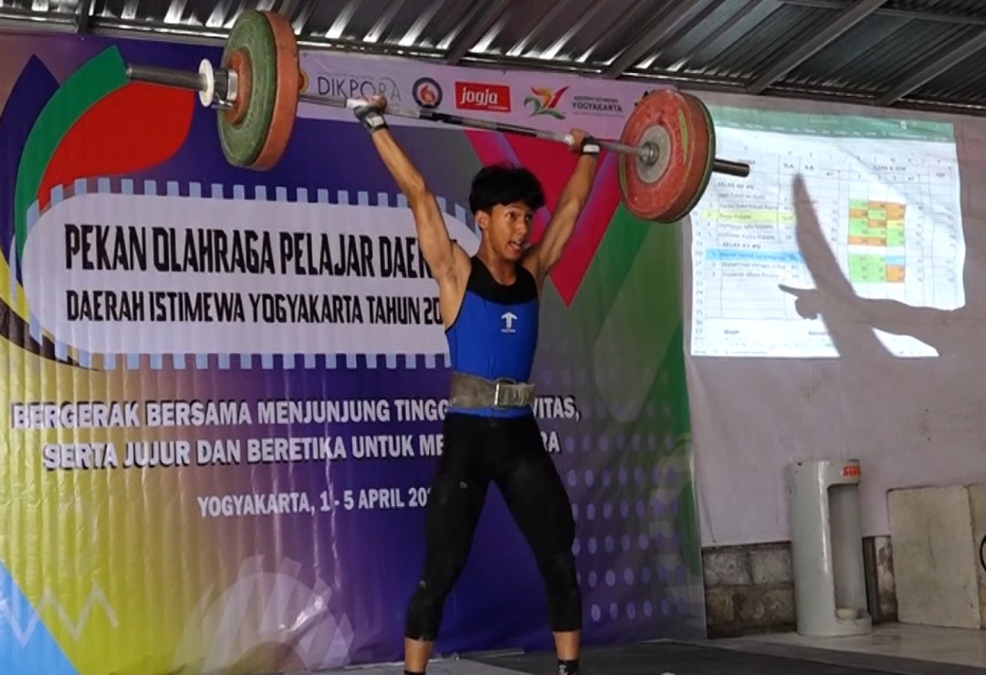 Bantul Pertahankan Gelar Juara Angkat Besi Popda DIY 2026