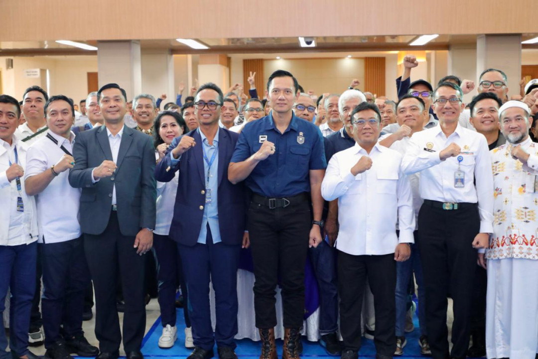 Tinjau Fasilitas STIP, Menko AHY Puji Penggunaan AI dan Robotik dalam Pendidikan Pelayaran