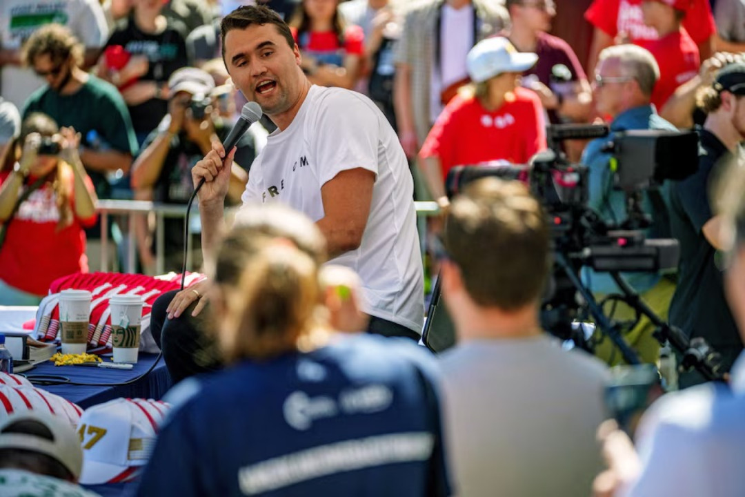 Aktivis Konservatif, Charlie Kirk, Tewas Ditembak Saat Orasi Di Kampus