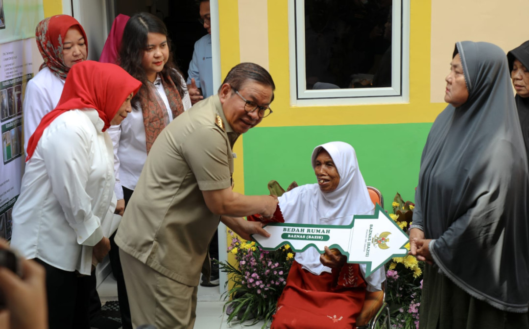 Pramono Resmikan Program Bedah Rumah Baznas, Target 633 Unit pada 2026