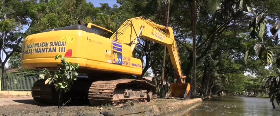 Cegah Banjir, Dinas PUPR Banjarmasin Mulai Keruk Sungai Gatot Subroto