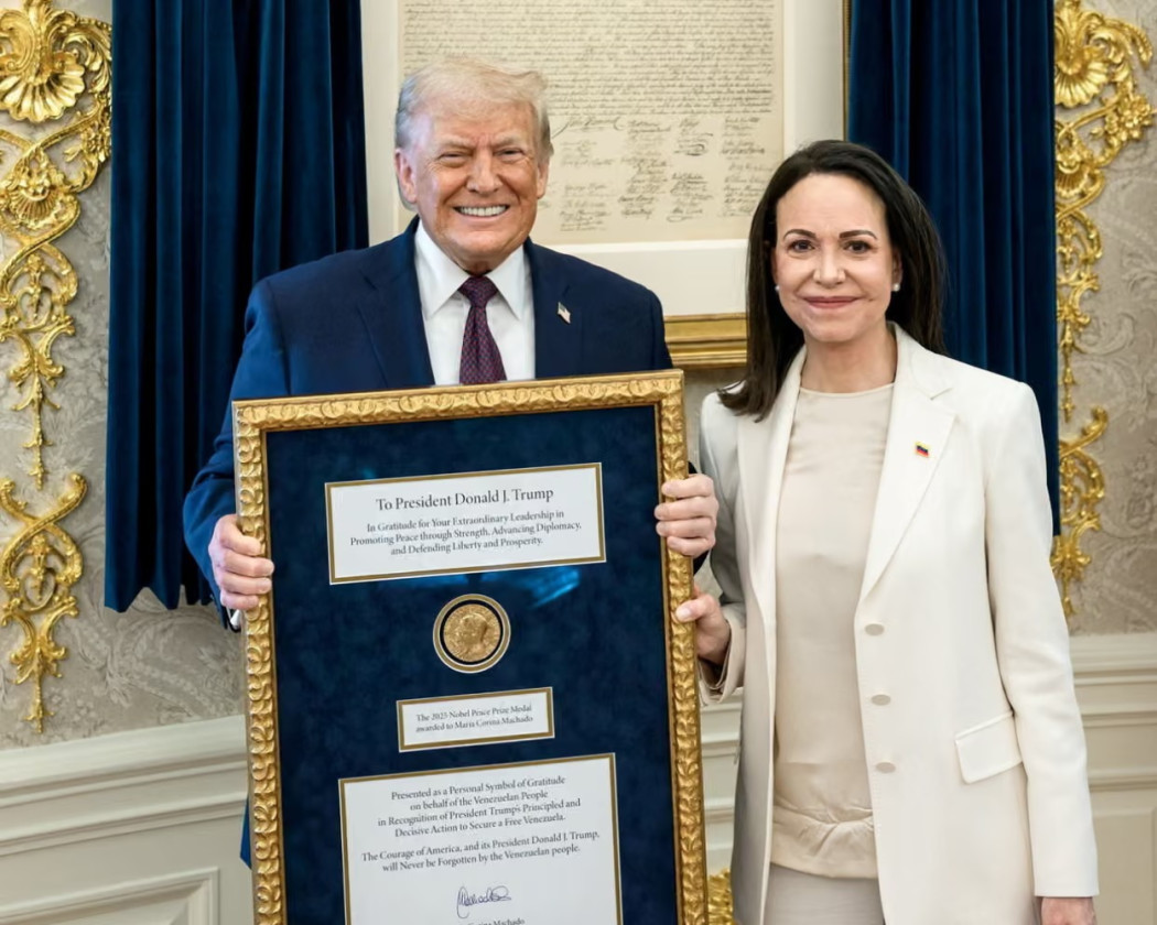 Machado Serahkan Medali Nobel kepada Donald Trump