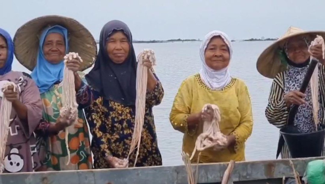 DPRD Bangka Barat Minta Operasional Kapal Isap Produksi Dihentikan