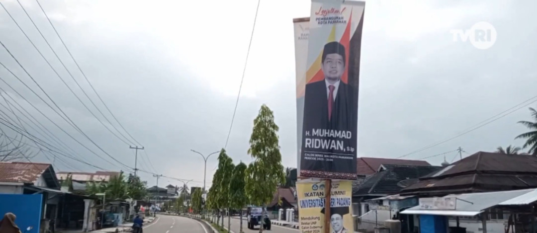 Bawaslu Kota Bukittinggi Imbau Pasangan Calon Patuhi Aturan Pemasangan APK