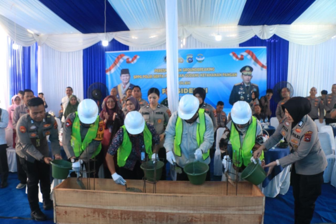 Dukung Ketahanan Pangan, Wakapolda Sumbar Groundbreaking SPPG di Kuranji