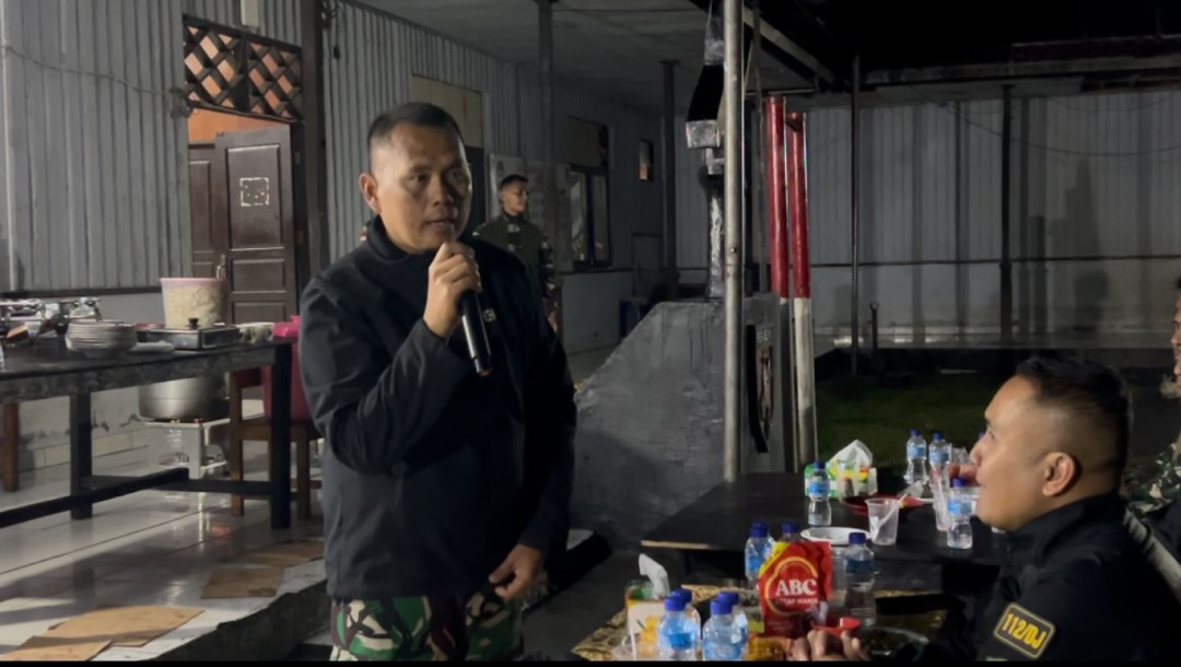 Satgas Yonif 715/Mtl Gelar Buka Puasa Bersama untuk Pererat Sinergitas di Puncak Jaya