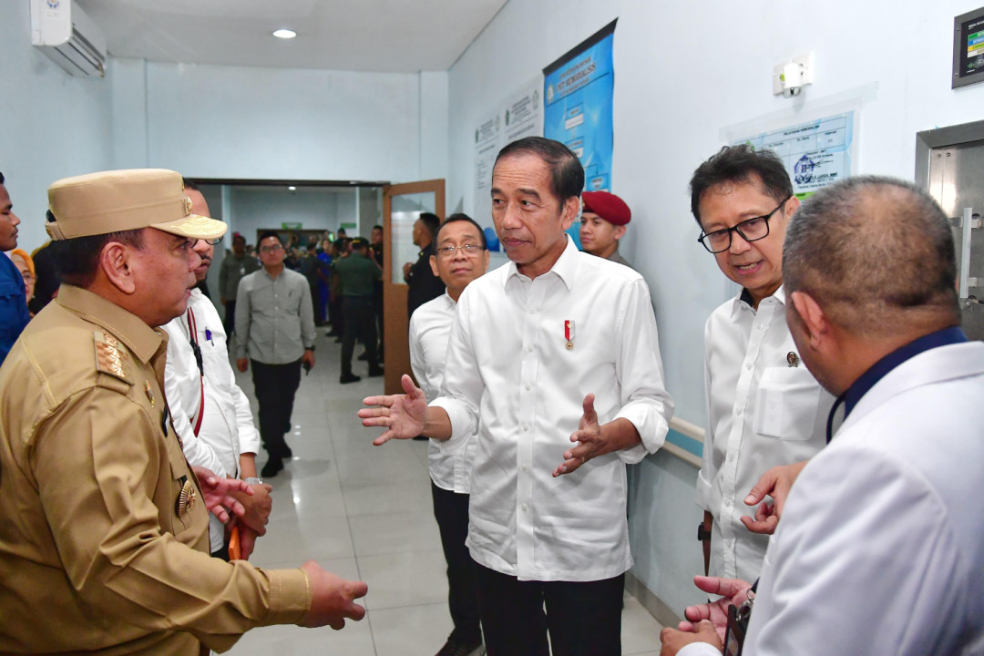 Wah Ada Penyusup saat Presiden konpers Di Lobby RSUD Konawe, Ini Faktanya