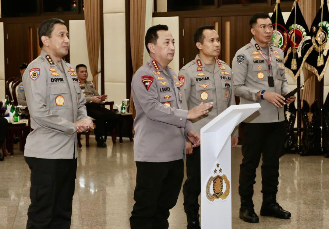 Jaga Netralitas, Kadiv Propam: Anggota Polri Dilarang Foto dengan Pasangan Calon!