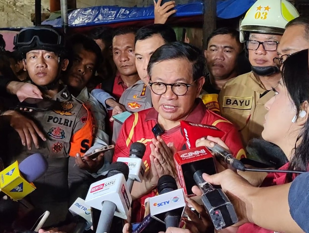 Pramono Pastikan Pemprov Tanggung Seluruh Biaya Korban Kebakaran Terra Drone