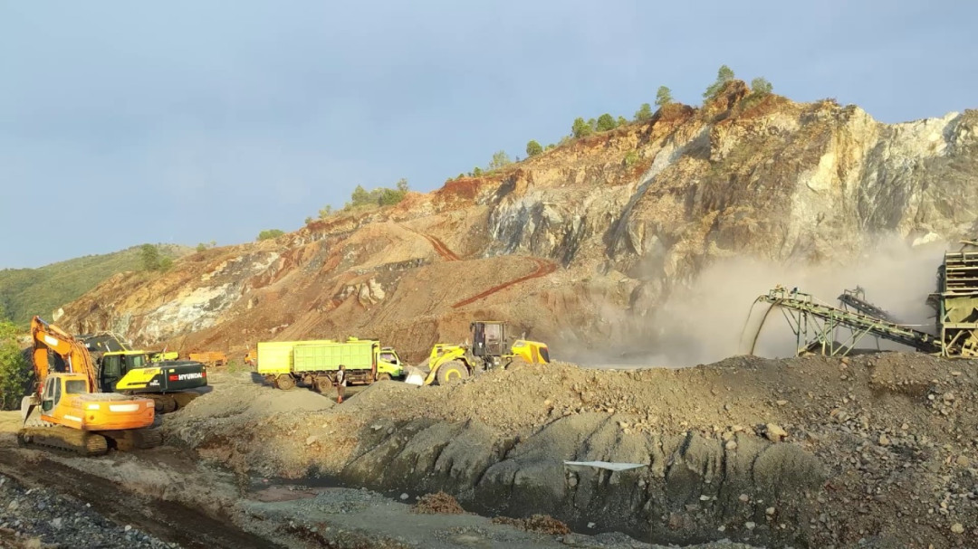 Video Viral Longsor Gunung Tambang, Polisi Tegaskan: Hoaks Alat Berat Tertimbun