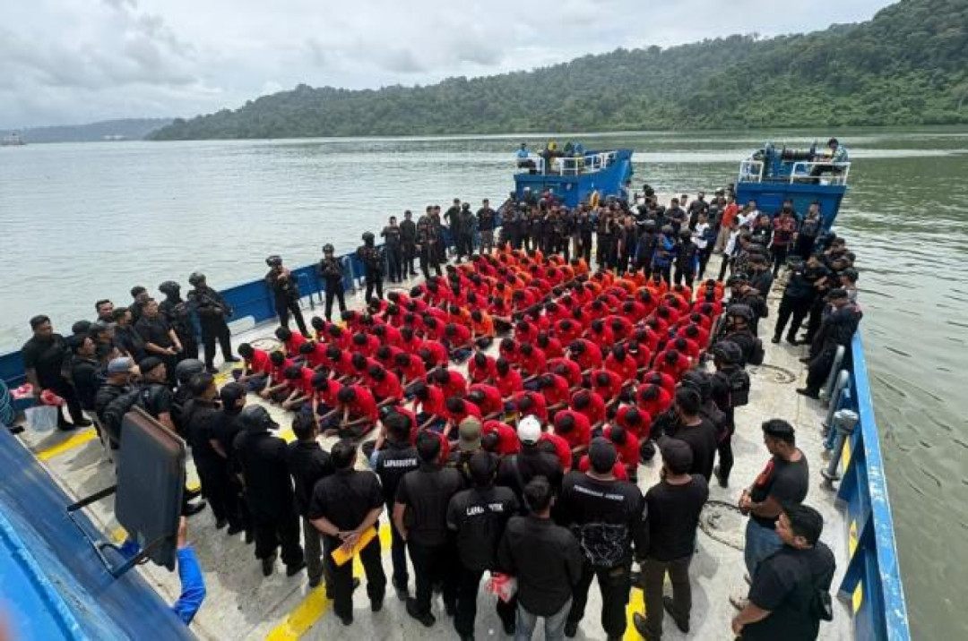 Ditjenpas Pindahkan 130 Napi High Risk ke Nusakambangan