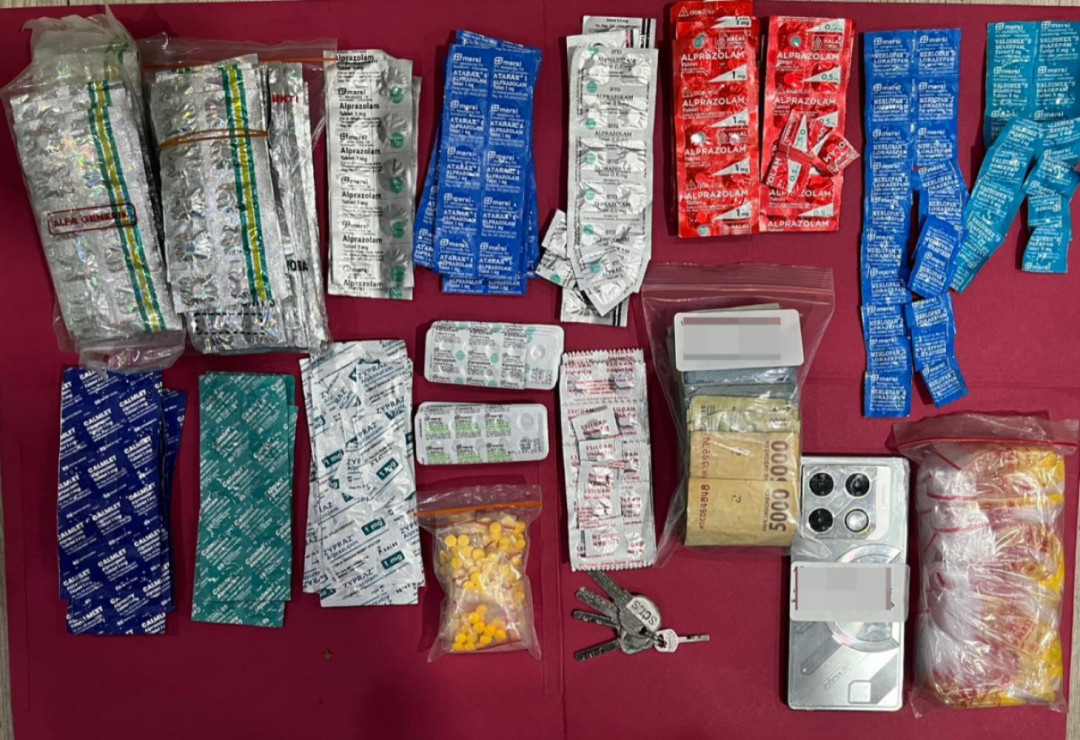 Polisi Bongkar Peredaran Obat Keras Ilegal di Pancoran, 1.477 Butir Disita