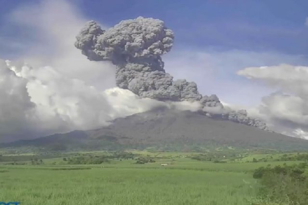 Gunung Berapi Kanlaon Meletus di Filipina Tengah, Kolom Abu Setinggi 3.000 Meter Tercipta