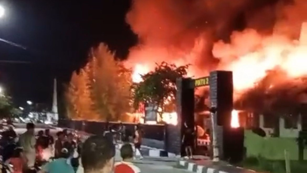 Belum Ada Keterangan Resmi, Kodim Poso Terbakar