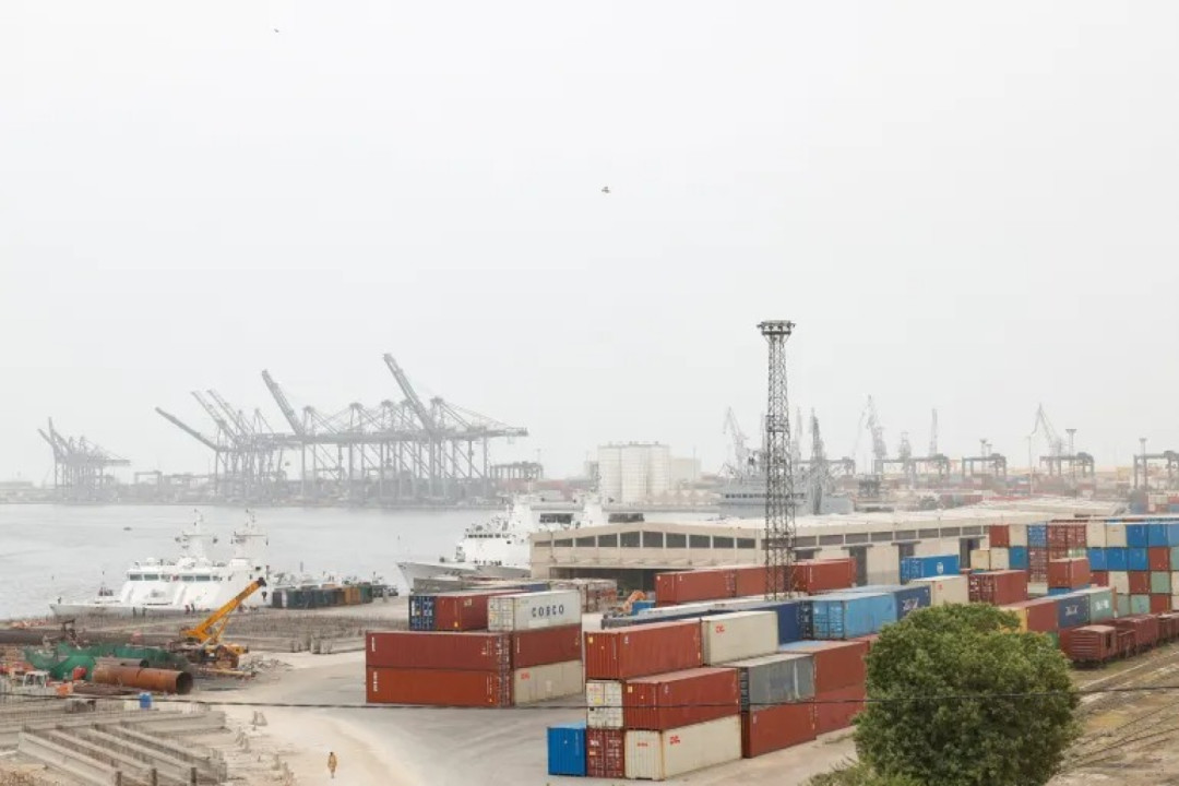 Iran Cari Jalur Darat, Hindari Blokade AS