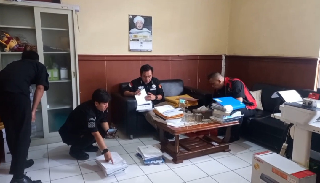 Kejari Sumedang Geledah Bakesbangpol, Selidiki Dugaan Korupsi Anggaran 2024-2025