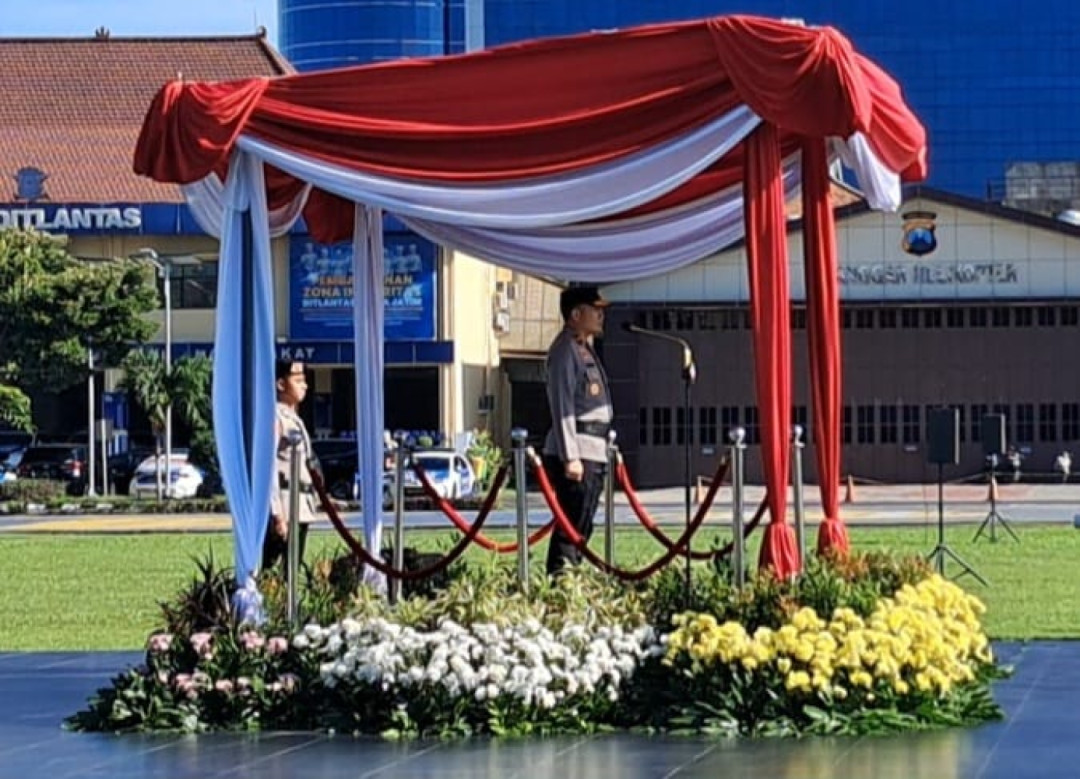 Wakapolda Jatim Pimpin Apel Gelar Pasukan Operasi Keselamatan Semeru 2026