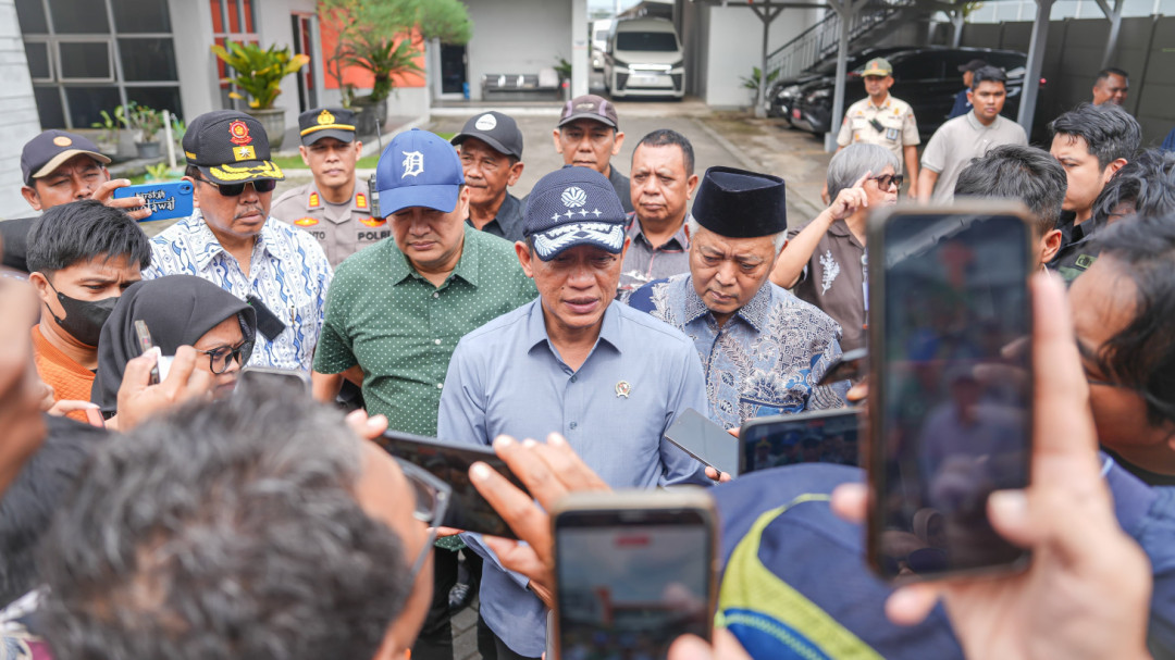 Menteri LH Tinjau Lokasi PSEL di Malang, Target Olah 1.038 Ton Sampah per Hari
