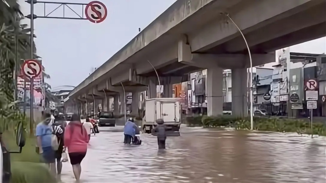 Pemkot Jakut Optimalkan Mesin Pompa Milik SDA Percepat Penanganan Banjir