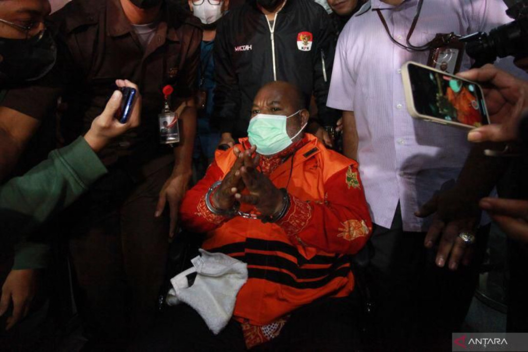 KPK: Lukas Enembe sempat Mogok Minum Obat