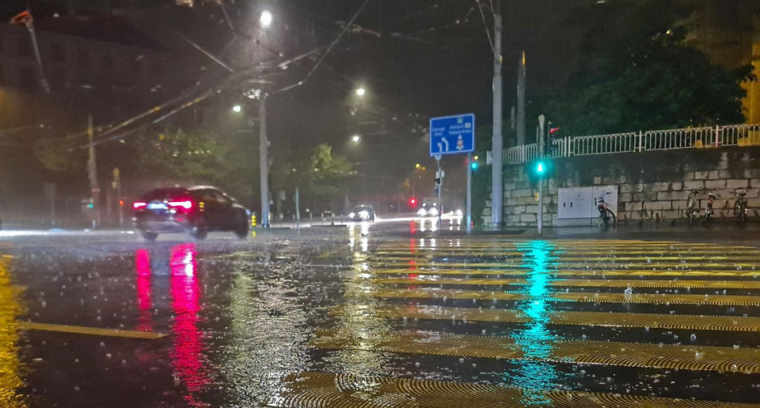 Hari Ini BMKG Prakirakan Hujan Ringan Guyur Sebagian Wilayah Jakarta