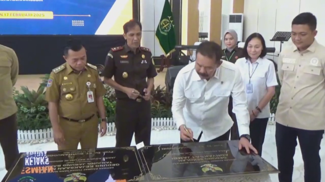 Peresmian Gedung Sentra Pendidikan dan Pelatihan Kejaksaan Tinggi Jambi