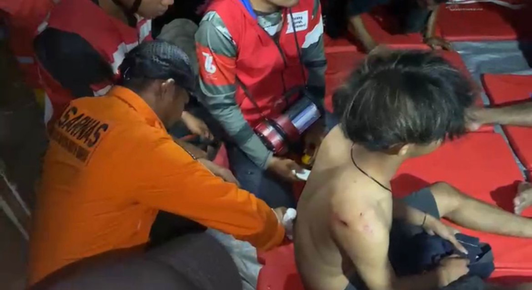 Tim SAR Evakuasi Tujuh Pemuda Hilang di Hulu Sungai Ranggeh Agam