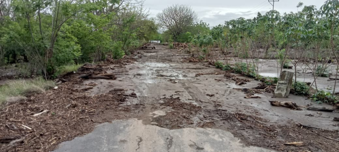 Jalur Selatan Flores Timur Lumpuh Akibat Banjir Lahar Gunung Lewotobi Laki-Laki
