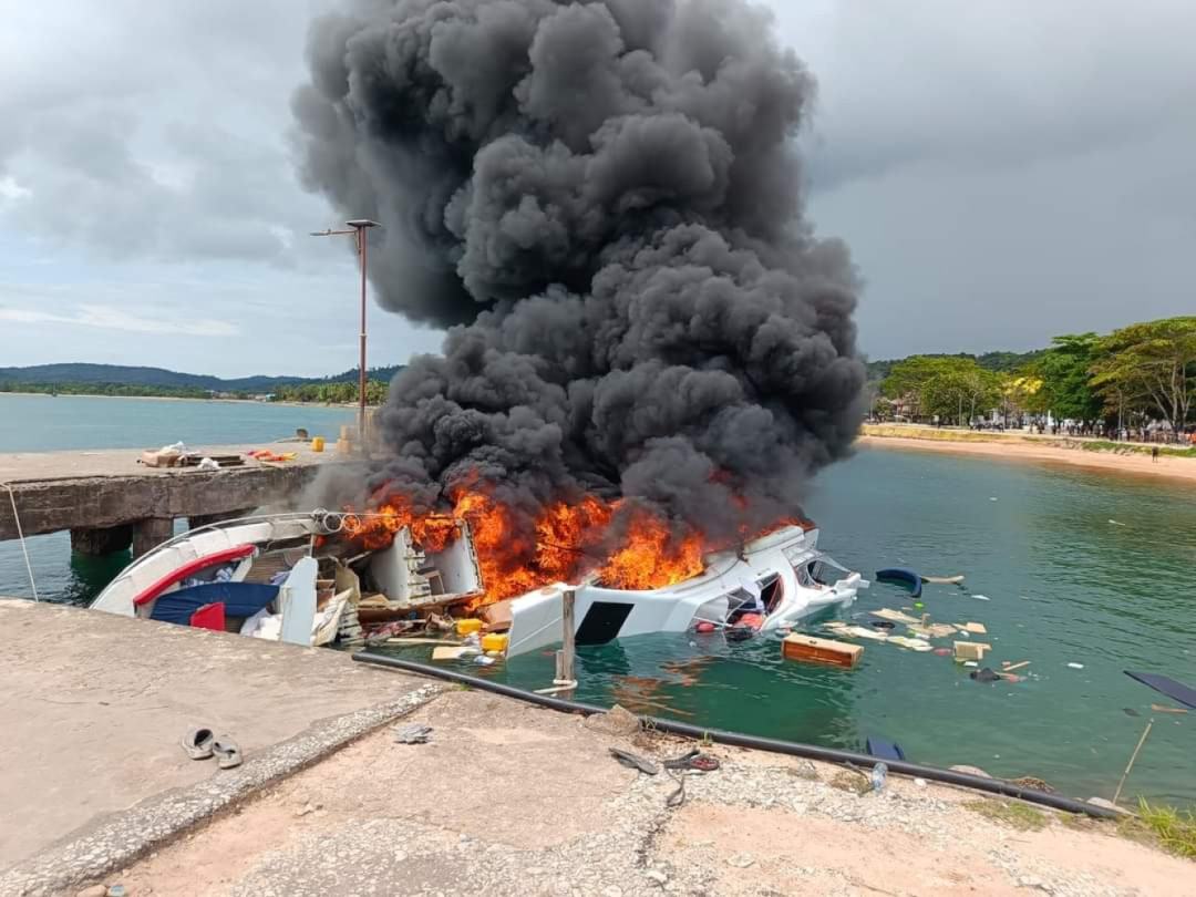 Speedboat Cagub Maluku Utara Benny Laos Terbakar, 5 Orang Meninggal Dunia