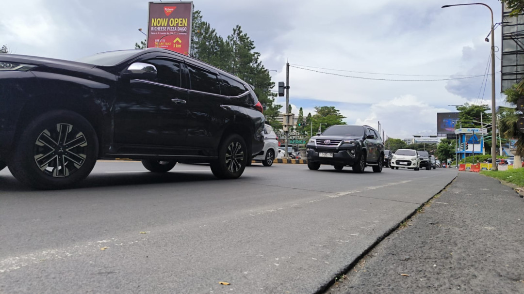 Hari Terakhir Libur Waisak, Tol Pasteur Padat Arus Balik Wisatawan