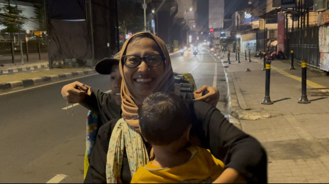 Kartini Jalanan: Ibu Pengamen Lawan Takdir