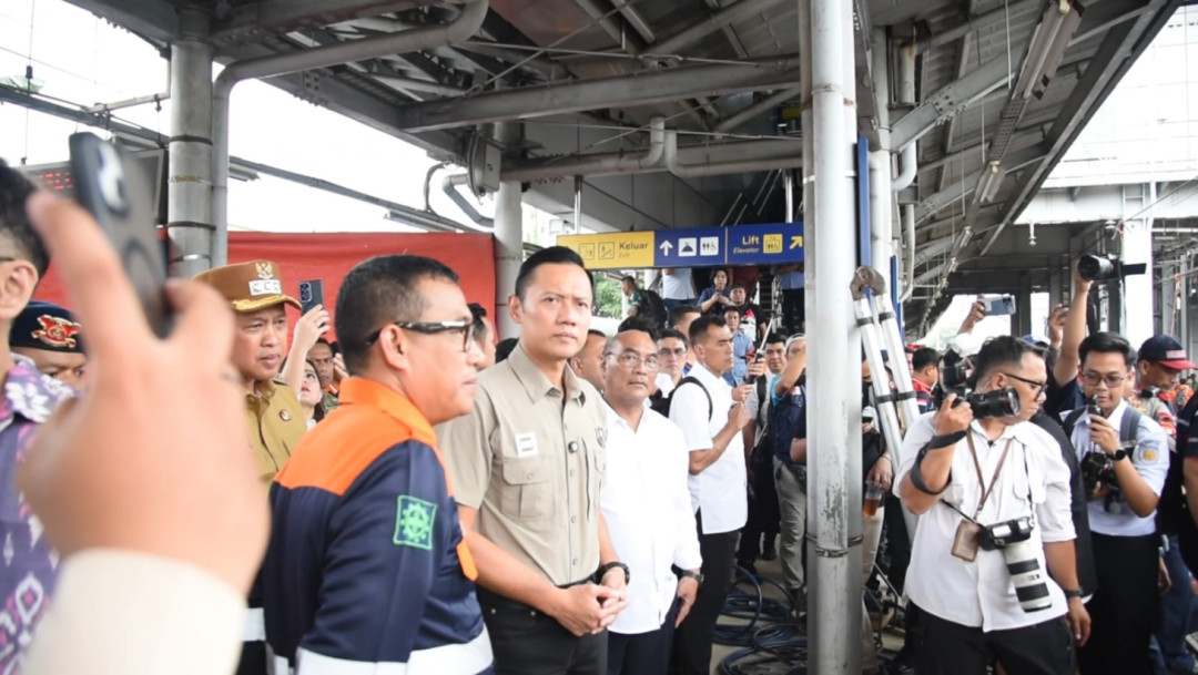 Cegah Kecelakaan Kereta, Menko AHY Dorong Pembangunan Flyover dan Underpass di Titik Padat