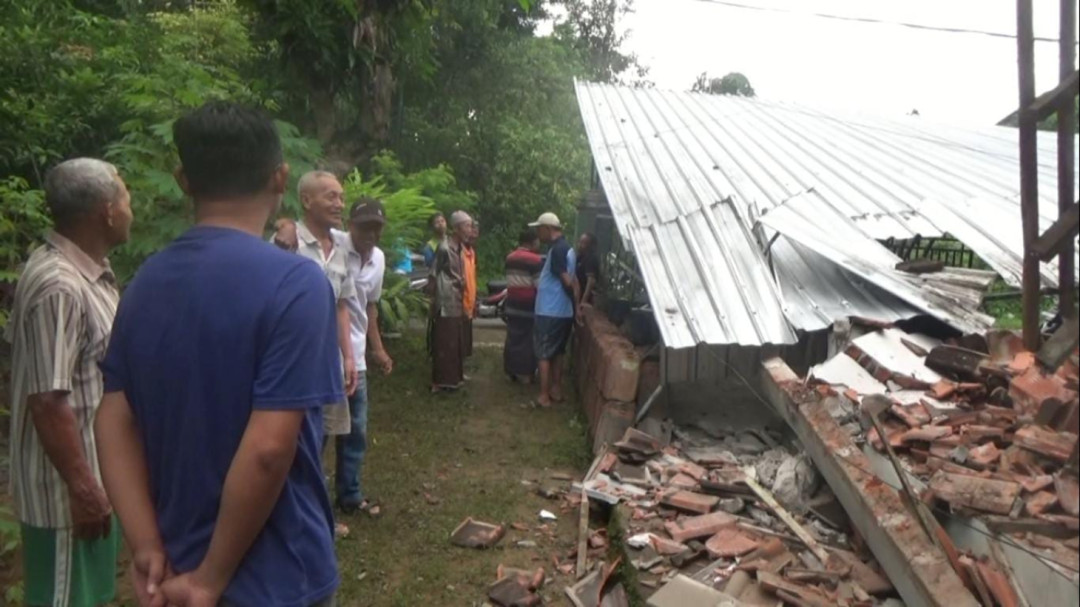 Sejumlah Rumah di Pacitan Rusak Parah Diterjang Gempa