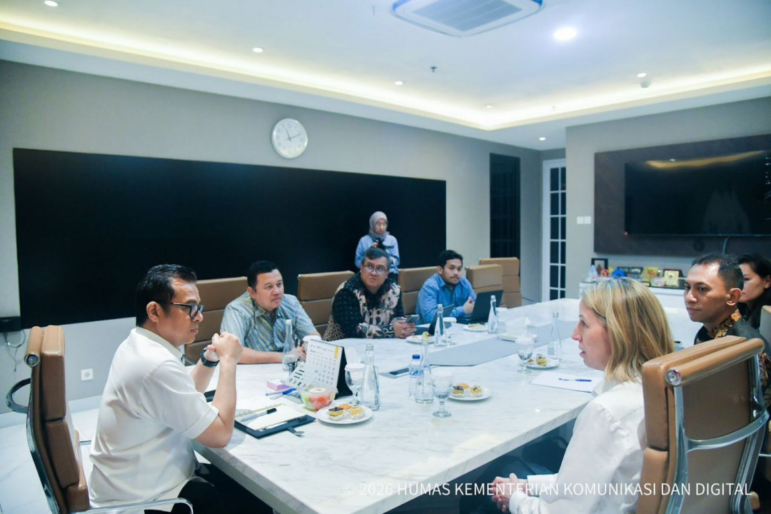 Komdigi Desak Platform Terapkan Verifikasi Usia Demi Lindungi Anak